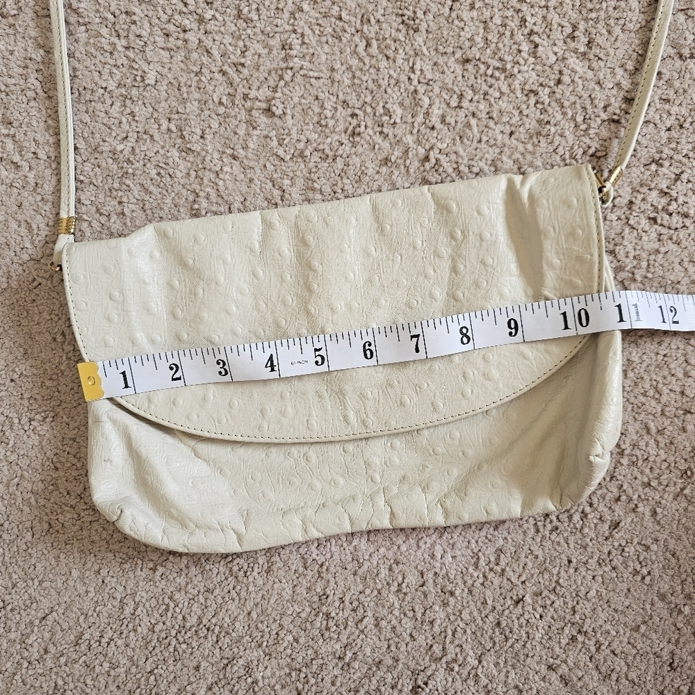 Elegant Cream Shoulder Bag Ostrich Vintage - Picture 3 of 6